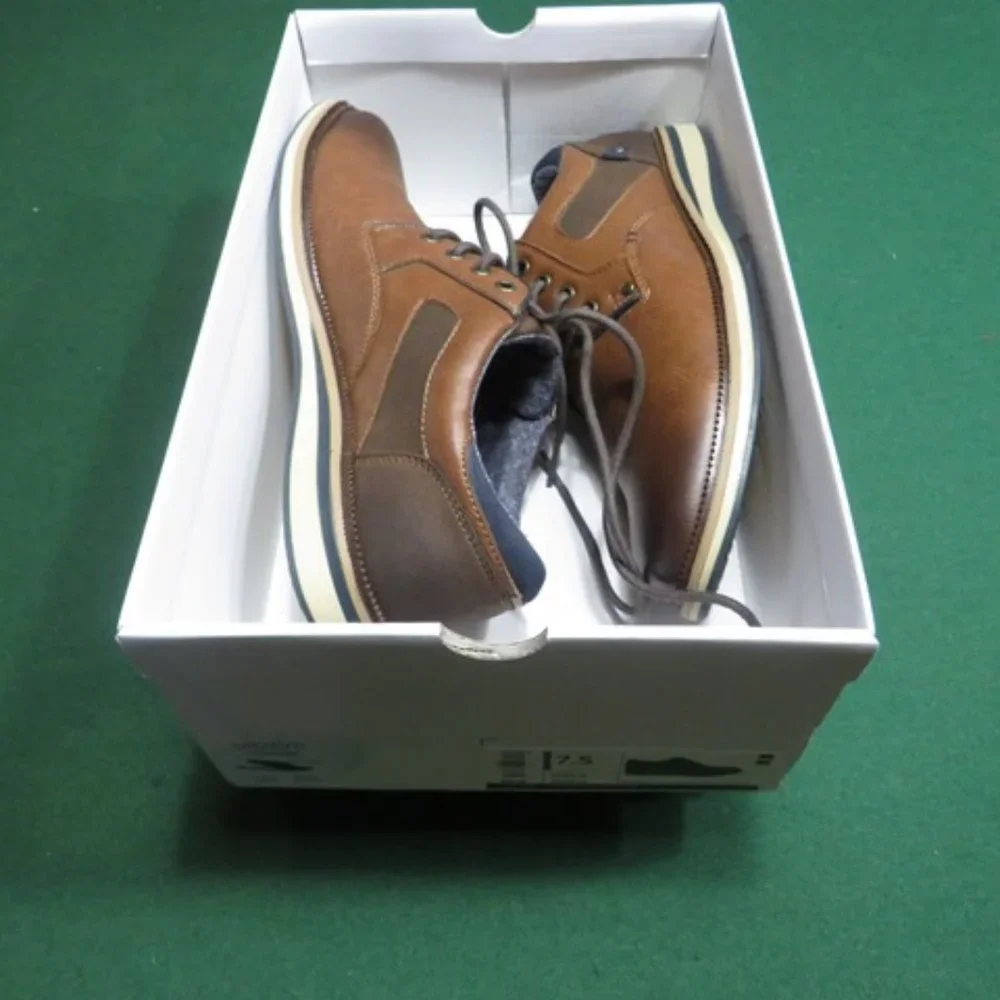 CASUAL SHOES - Picture 2 of 4